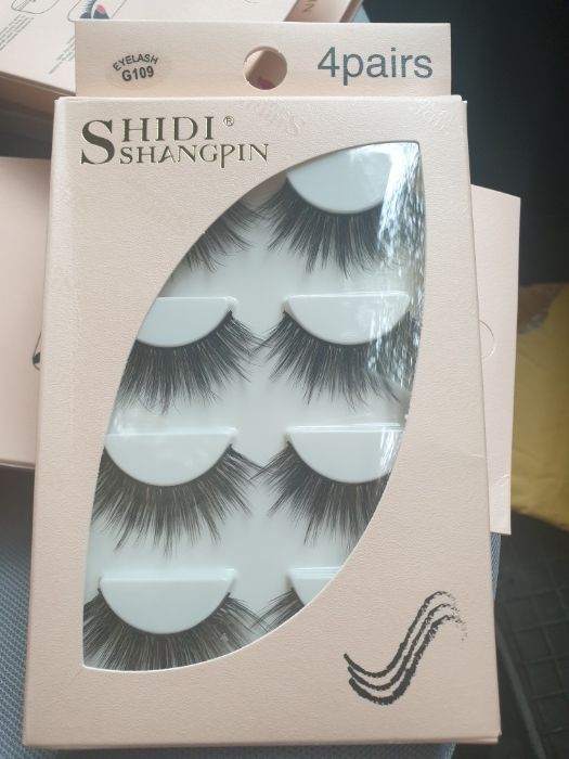 Мигли за грим. Новииии. Различни