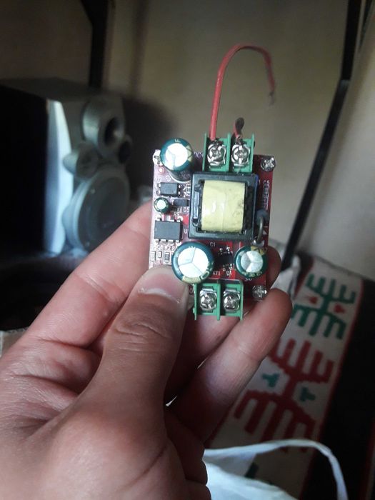 quvvat adpteri sotiladi 24v  (Power supply)