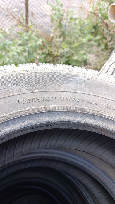 Продам резину на газель