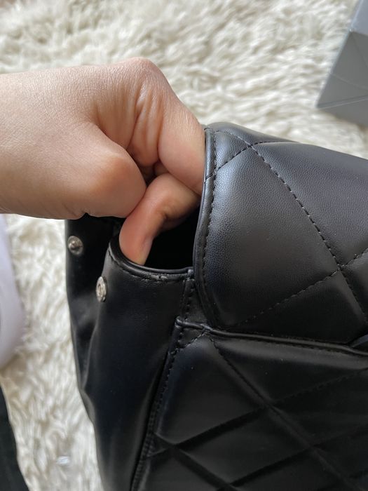 сумка от charles keith