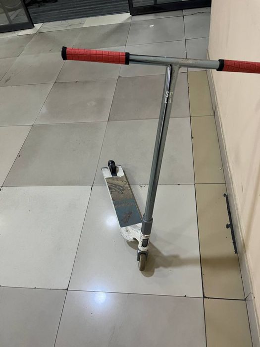 Самокат трюковой