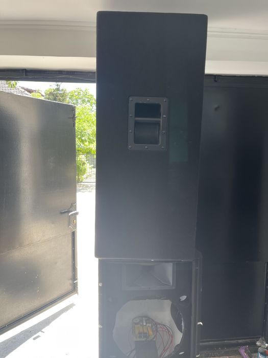 Празни кутии Peavey с драйвери wharfedale D-013A