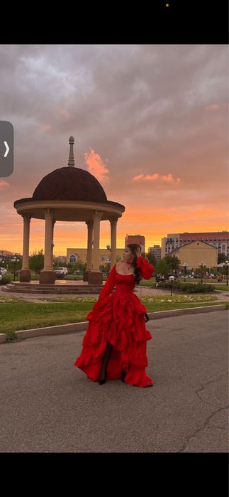 Платье на выпускной бал