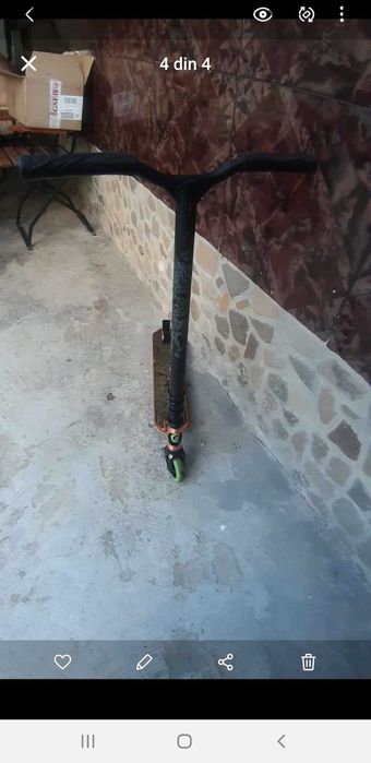 Vand trotineta,f.putin folosita,starea din poze,pretul este negociabil !