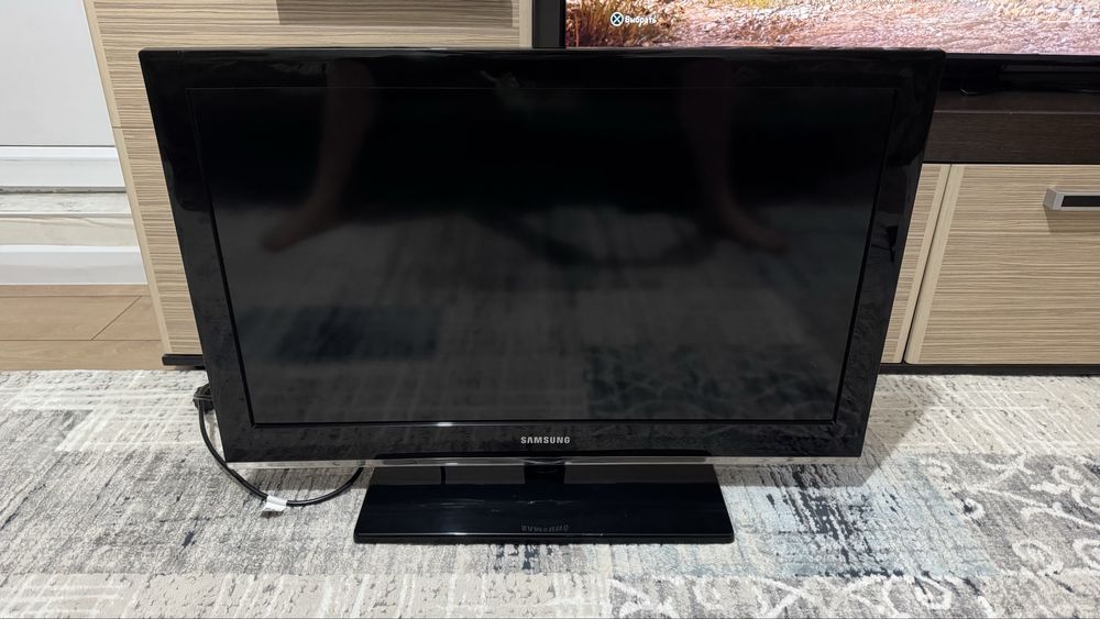 Продаю телевизор Samsung