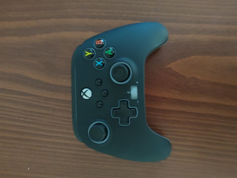 Продавам ps5 controler и xbox контролери от модел powerA