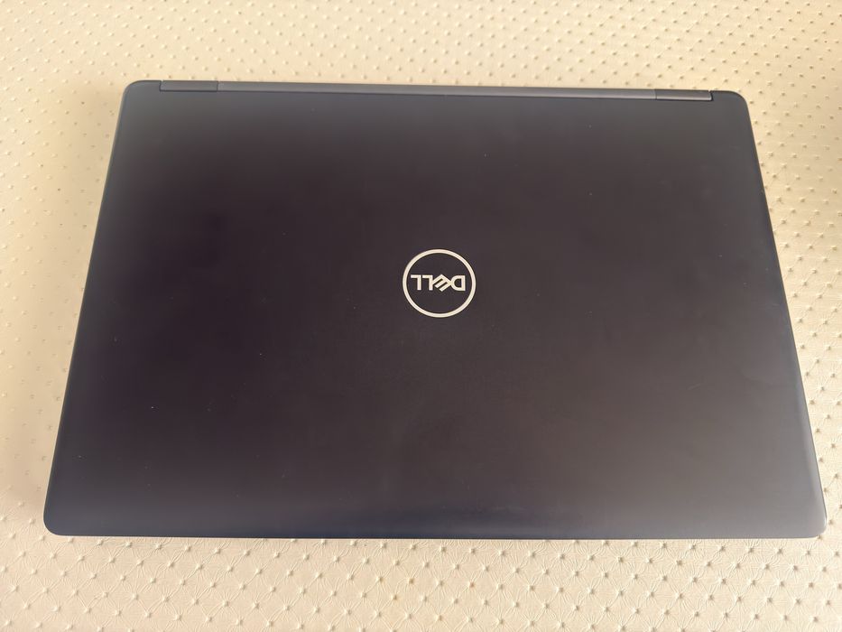 Ноутбук сатылады