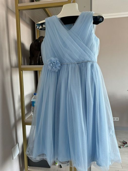 Платье бальное продам