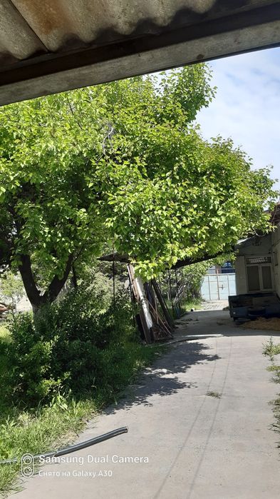 Продаётся коттедж на две семьи