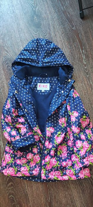 Ветровка на девочку