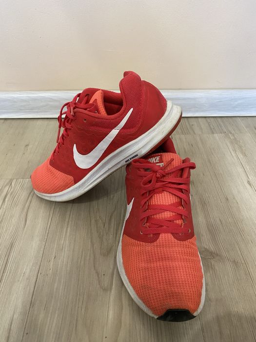 Дамски маратонки Nike