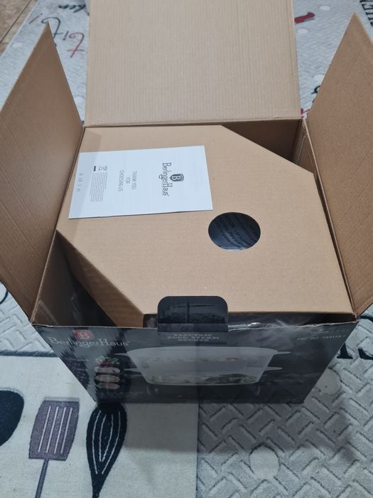 Aparat pentru gatit la abur 6 Litri Black Rose Collection BerlingerHau