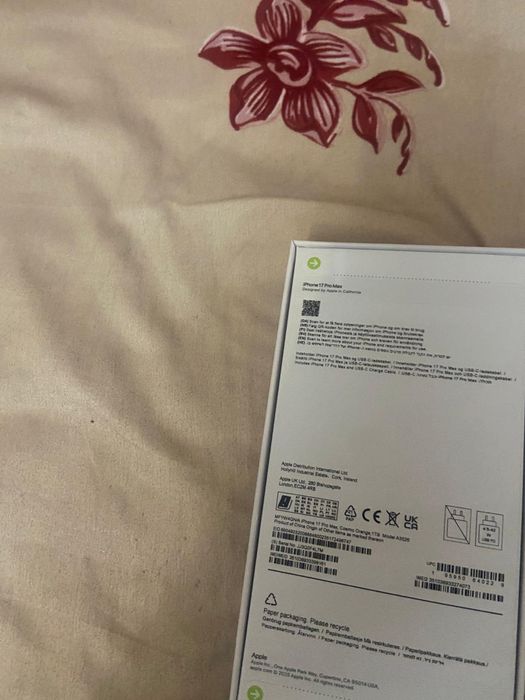 Vand iphone 17 pro max 1TB sigilat