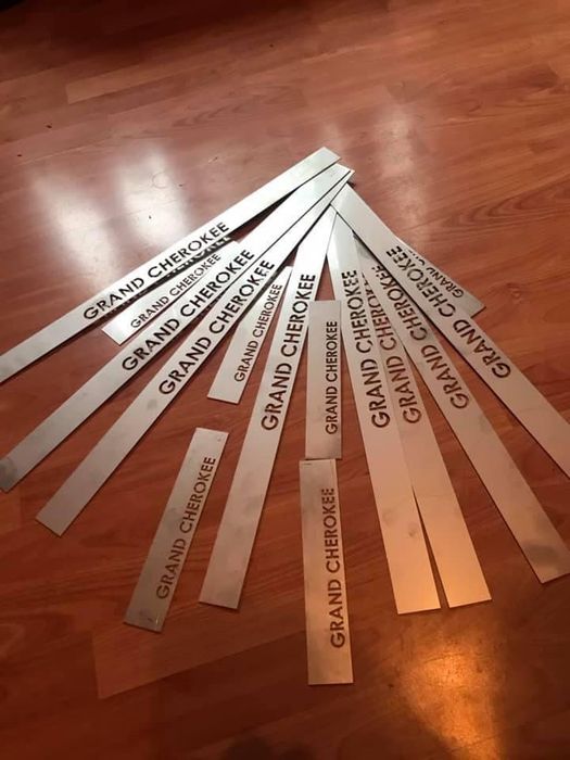 Grand cherokee - лайсни праг