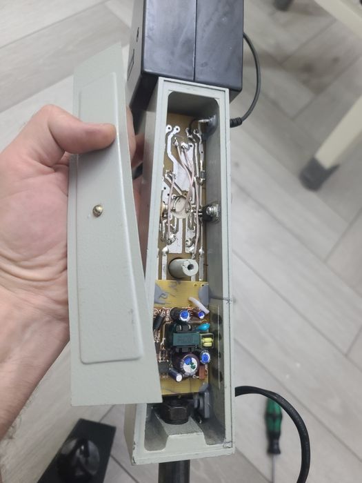 Штатив для микроскопа со встроенной подсветкой афигительный!