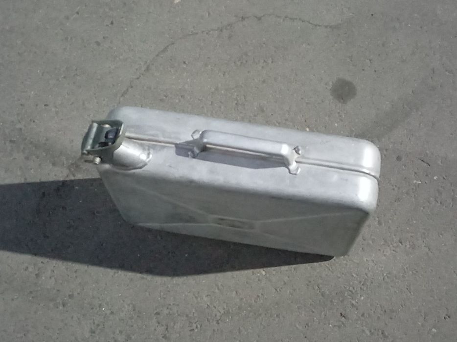 Канистра алюминиеввая