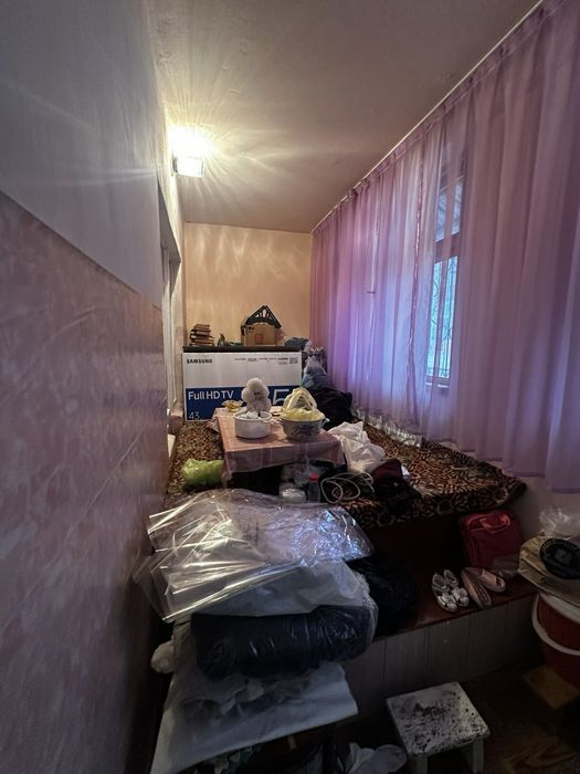 Продаю свою квартиру в Чирчике 8 мкр-он