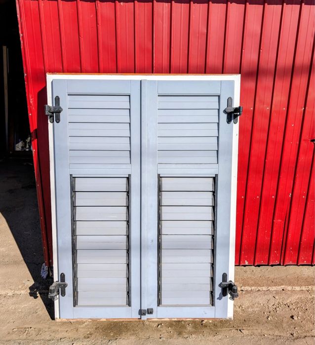 Geamuri termopan din lemn masiv cu obloane