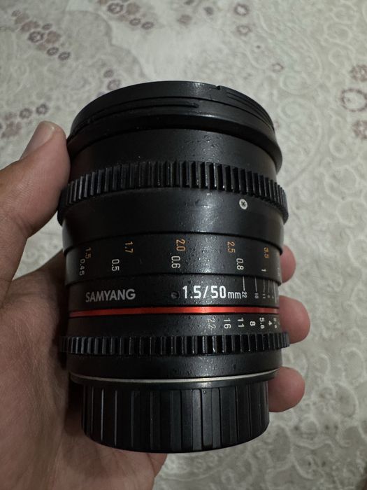 Продам обьяктив 1.5/50мм самьянг