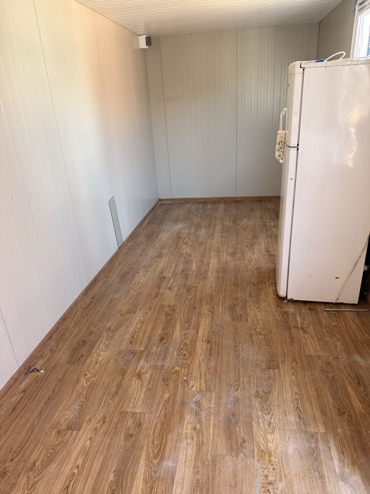 Container locuit