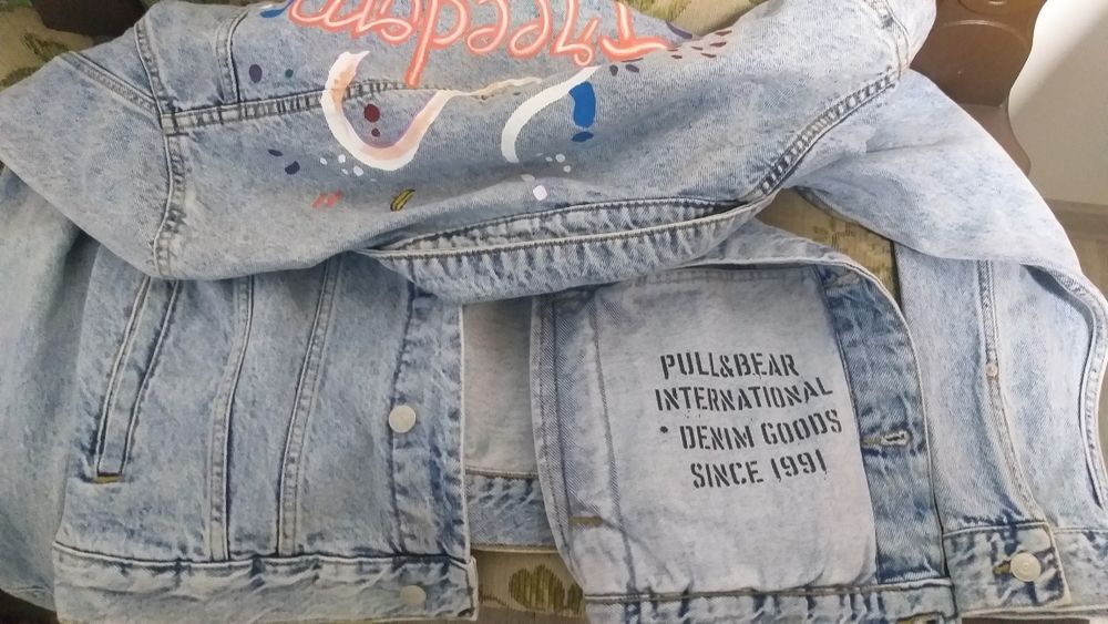 Geaca/jacheta blugi PULL&BEAR - Freedom noua