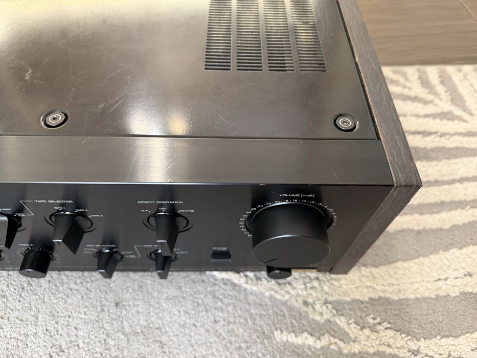 Akai AM-75 Качествен стерео усивлател DAC