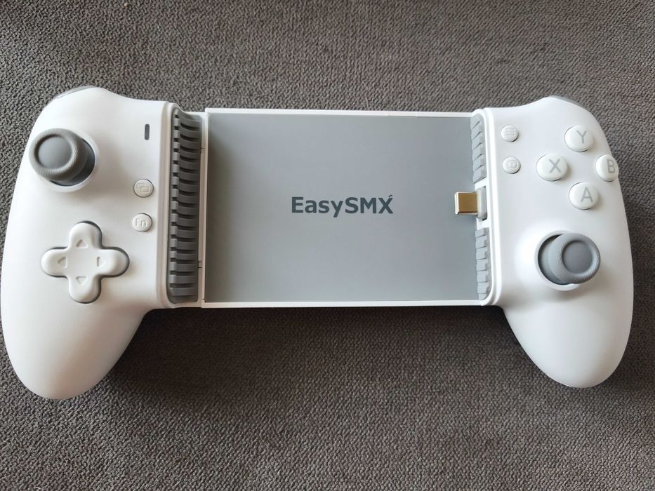 Мобилен геймпад/контролер EasySMX M15 USB-C свързване със смартфон/таблет до 9", НОВ!