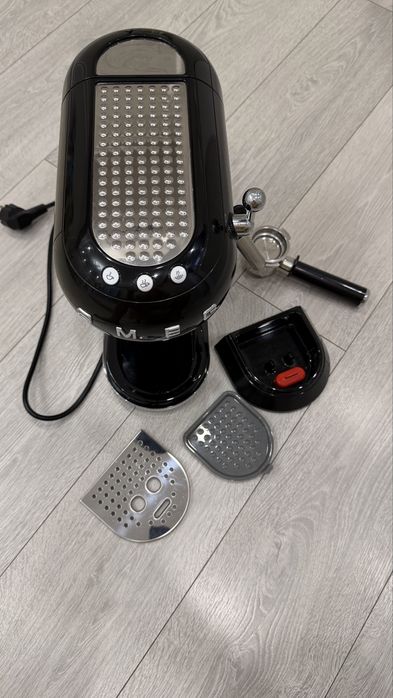 Кофеварка SMEG