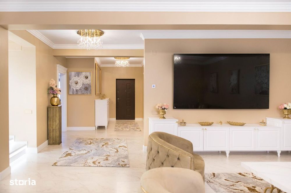 Casa 5 camere, 5 bai, Borhanci + Garaj, Piscina si curte 700 mp