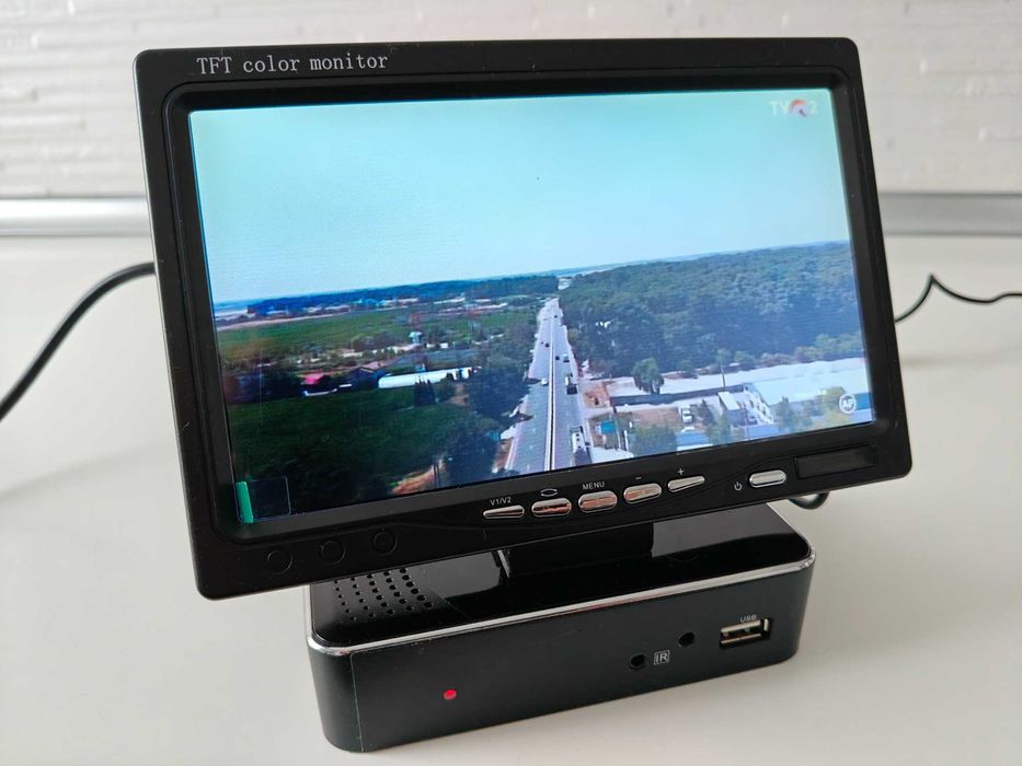 Televizor monitor receiver DVB-T2 cu telecomanda si antena
