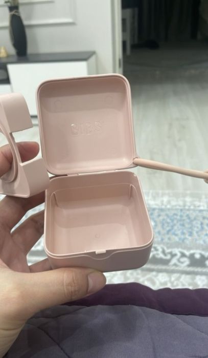 Футляр (контейнер] для пустышек Bibs