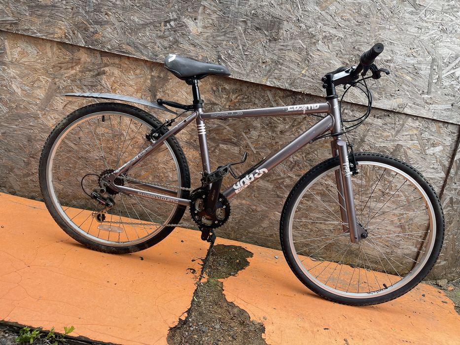 Bicicleta apollo cosmo cadru aluminiu roti 26”