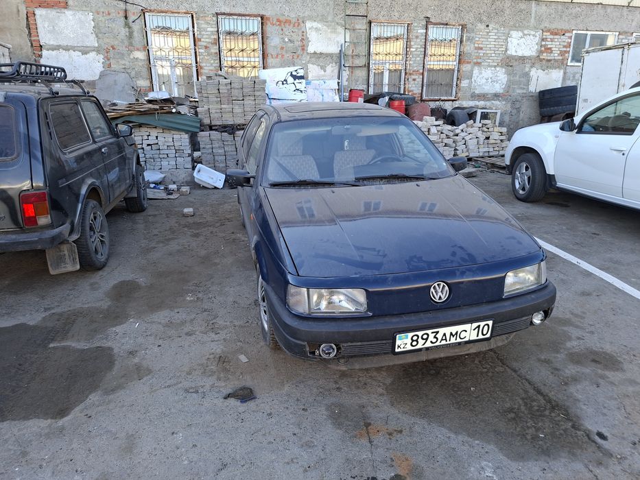 Продам Пасат Б3 1993 г.в. 1.8. Моно. Бензин . Газ.