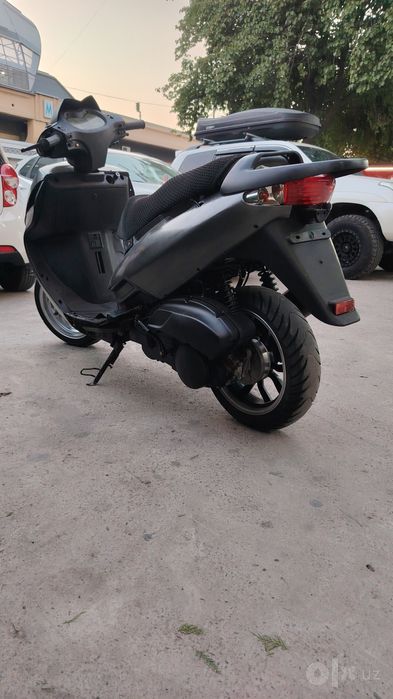 Skuter sotiladi 150 kub