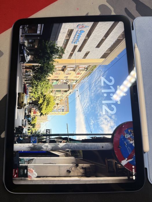 iPad A16 + Apple Pencil USB-C + Husă Apple Smart Folio + Folii ESR