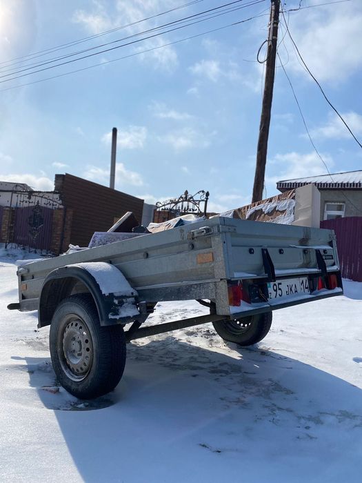 Прицеп почти новый