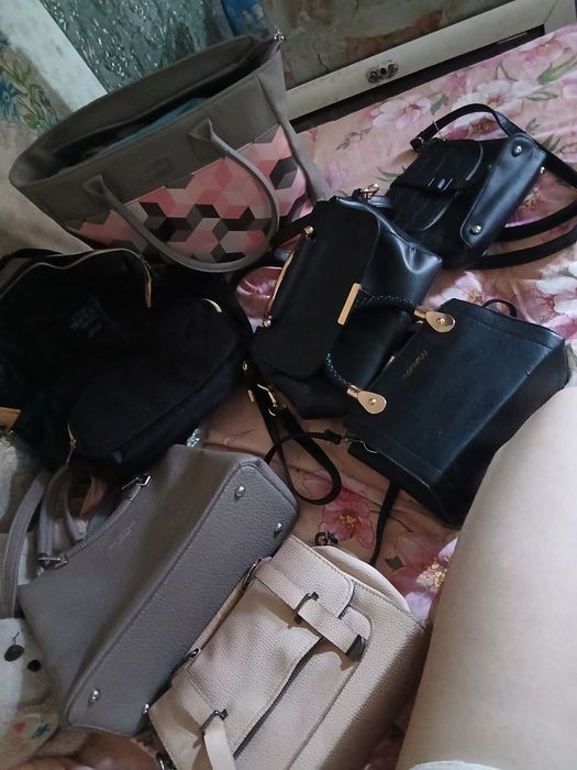 Продам сумки недорого