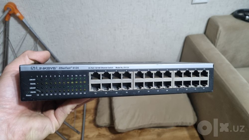 Switch LinkSys 4124 10/100mb 24 port