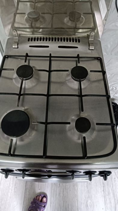 Продам газплиту Кайзер