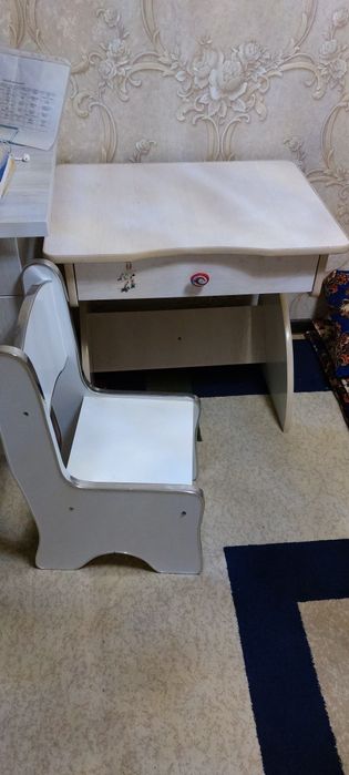 Десткий стол стул парта сотилади,  дарс учун болаларга зур