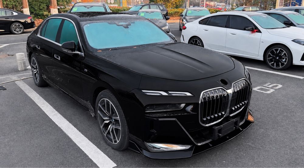 Lip Prelungire Bara Fata Praguri Difuzor Bara Spate BMW G70 i7 Eleron Portbagaj Luneta