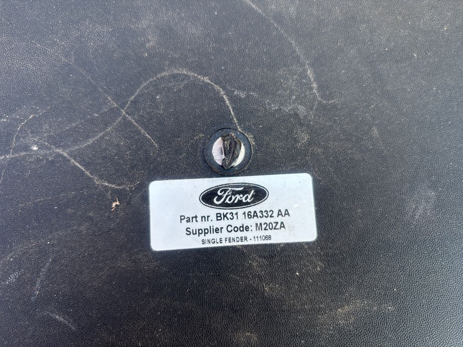 Чисто нови калници за бордови Ford Transit единична гума