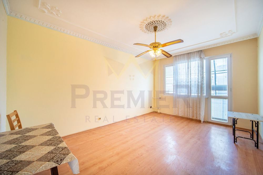 Продава се Тристаен апартамент в Варна, Младост 1 - 60 кв.м за 2084 €/кв.м - Снимка #1