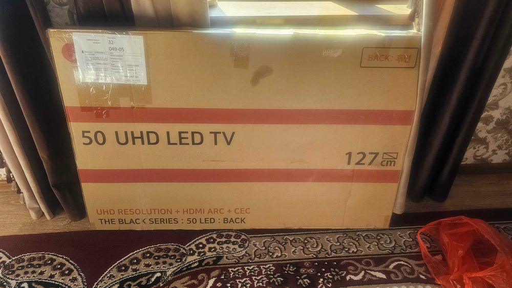 Playstation 4pro 1trb va 50 uhd tv bilan birga