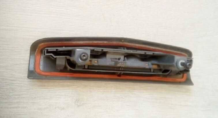 Продавам заден  трети стоп за Опел Астра - модел 2007г.