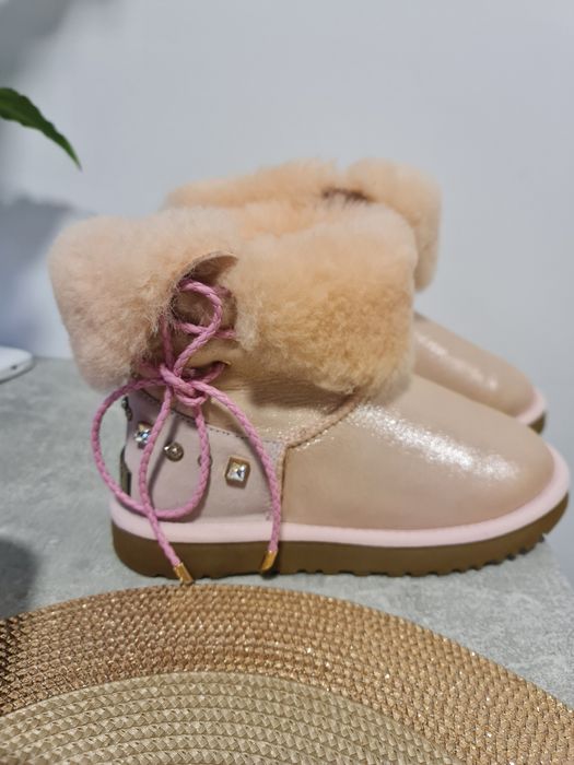 Ugg roz originale