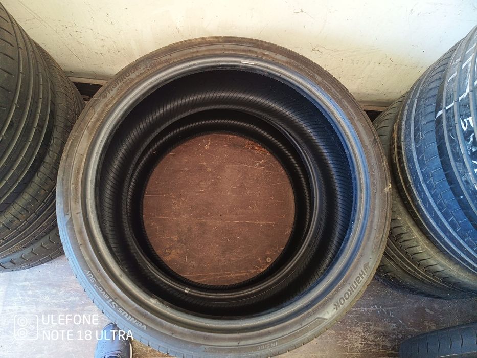 2 броя летни гуми 265/35/22 Hankook