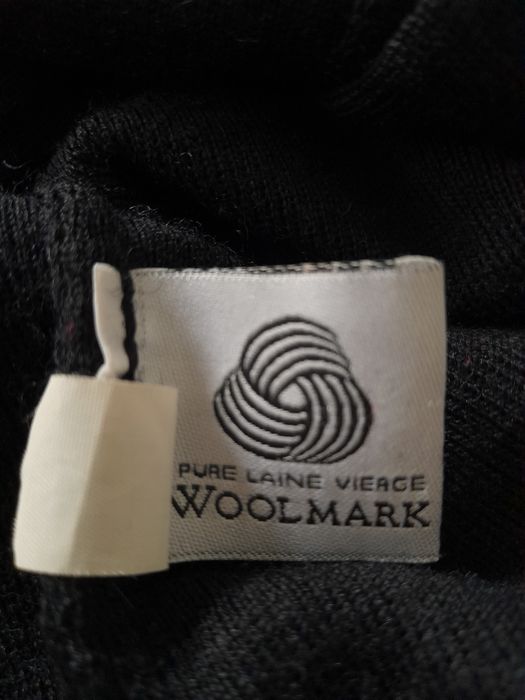 Cardigan Saint James, lana virgina 100% , nr.36-38, 110 lei