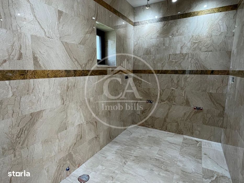 Casă de vânzare P+E+M cu 7 camere in Cartierul Grigorescu, Oradea