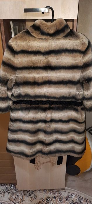 Продается красивая шуба Шиншила